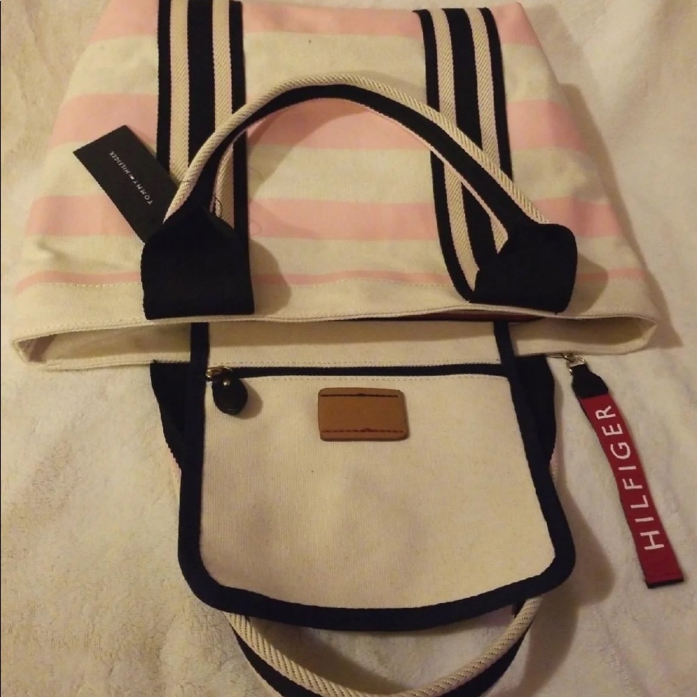 Shopper Painted Stripe Tote - Picture 4 of 8